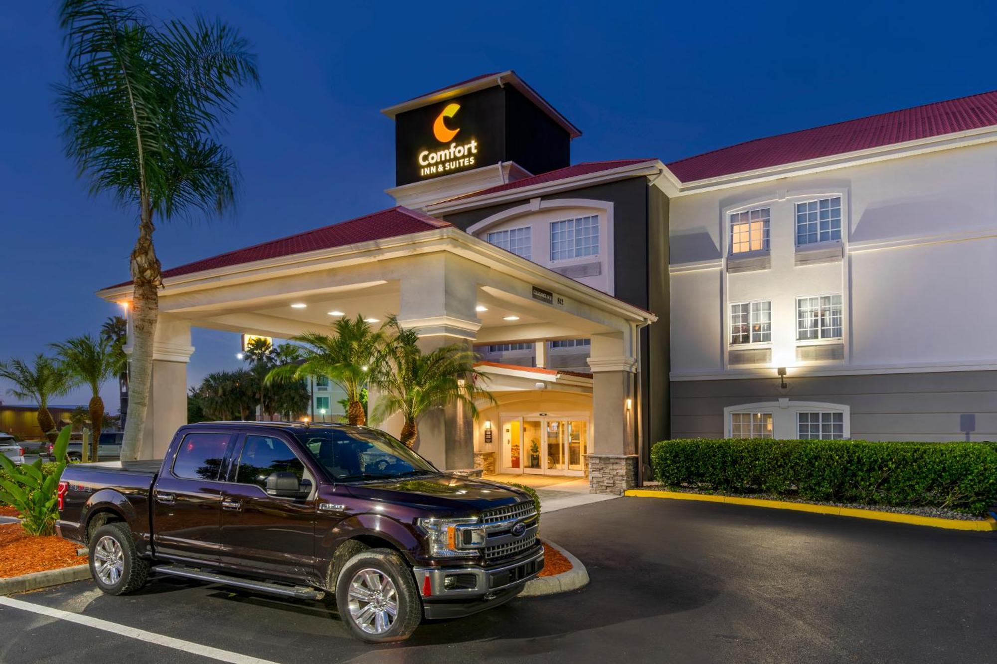 Comfort Inn & Suites Port Charlotte-Punta Gorda Exterior foto
